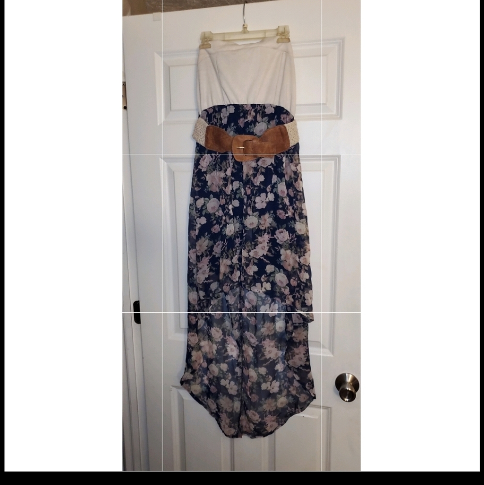 White/blue, floral spring flowy dress. Size large. - Picture 1 of 5